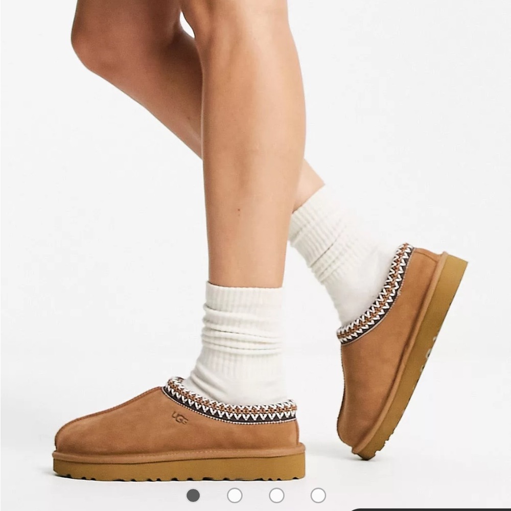 UGG TASMAN CHESTNUT 💕🎀💝